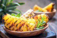 fotolia_194073075_m_grilled-pineapple.jpg