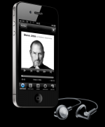 steve_jobs_na_telefonu.png